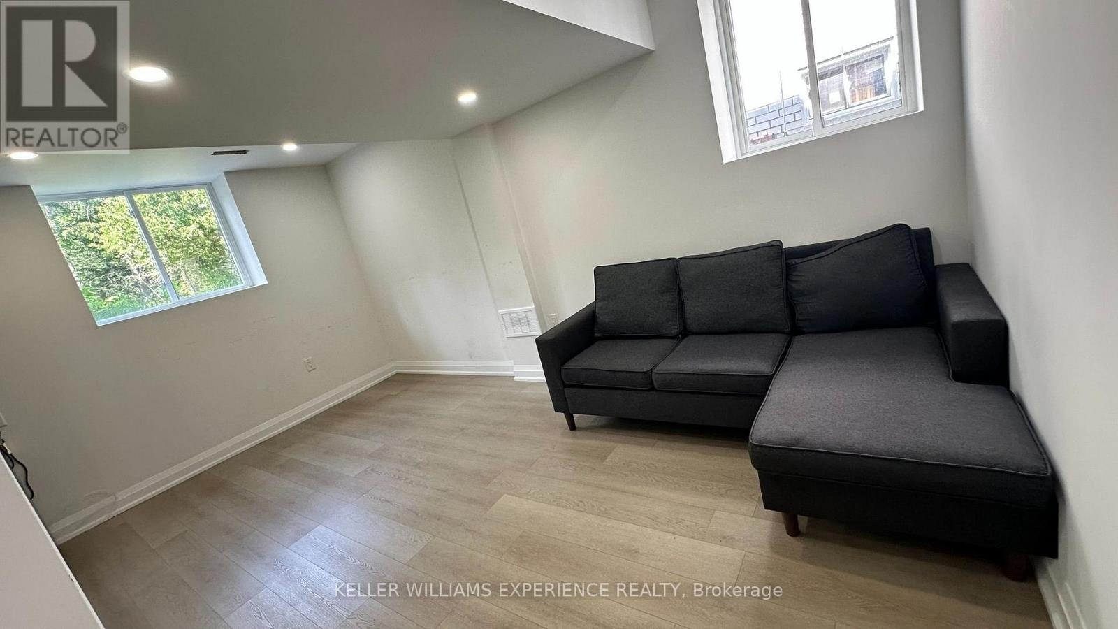 106 Sebastian Street, Blue Mountains, ON, N0H 1J0 - 4