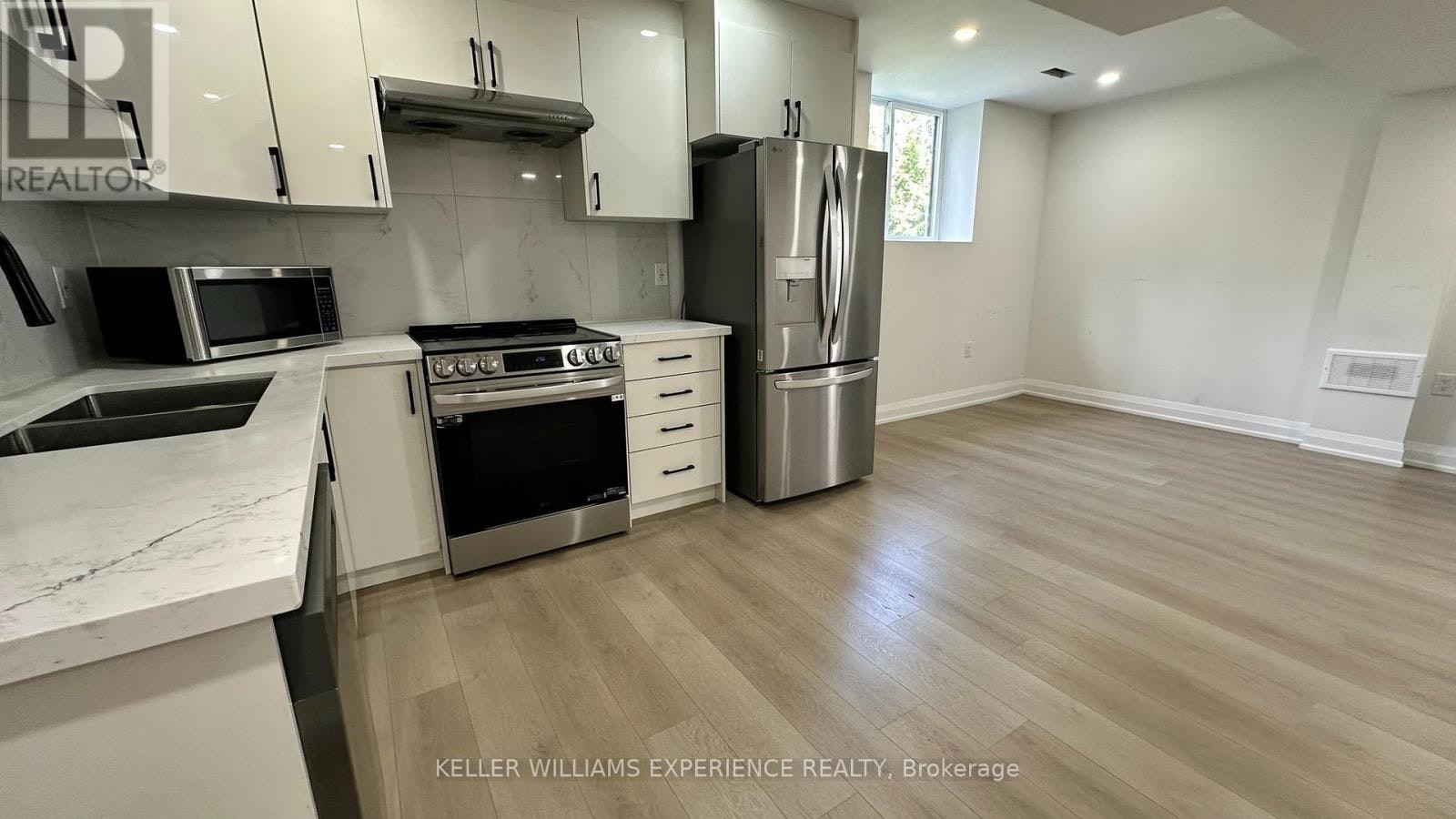 106 Sebastian Street, Blue Mountains, ON, N0H 1J0 - 3