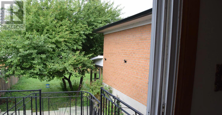 38 Beamsville Drive, Toronto, ON, M1T 3S2 - 15