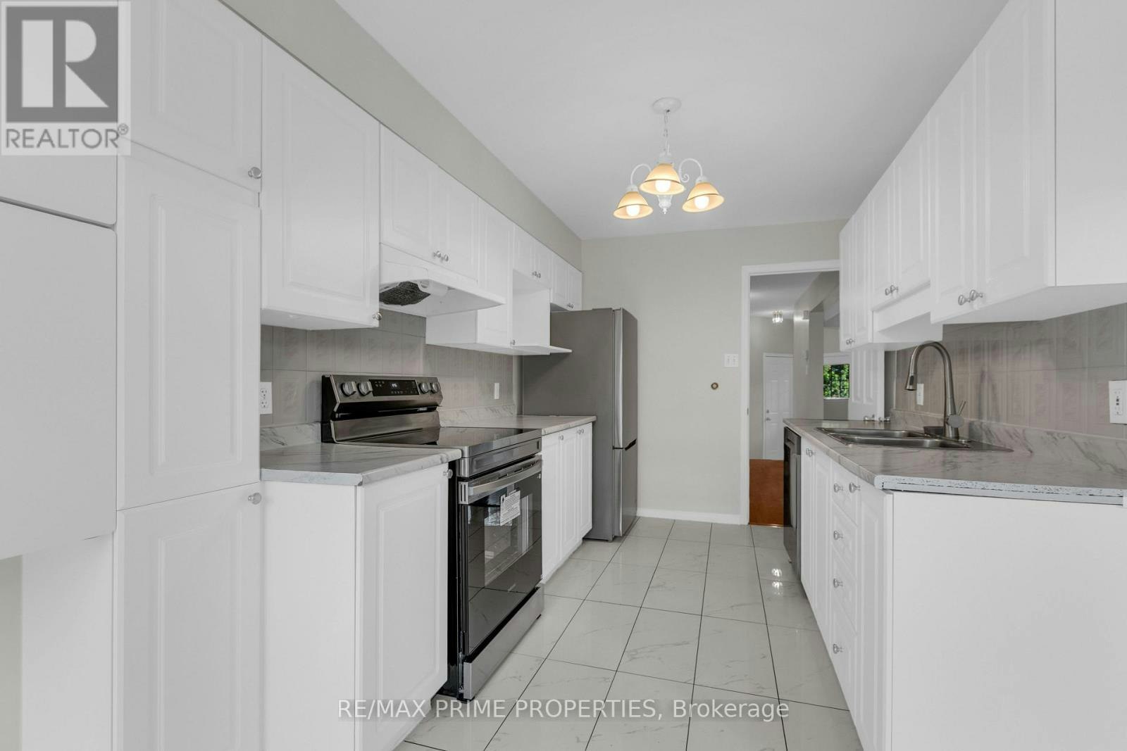 246 Duntroon Circle, Ottawa, ON, K1T 4C6 - 15