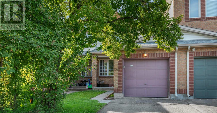 246 Duntroon Circle, Ottawa, ON, K1T 4C6 - 2