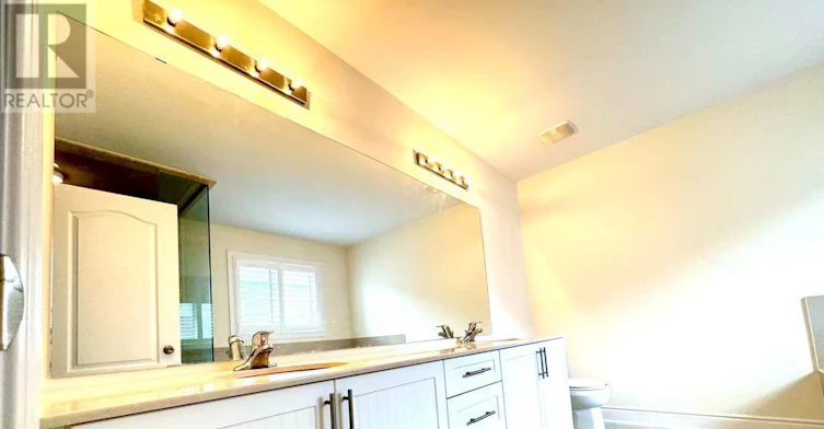 921 Goring Circle, Newmarket, ON, L3X 0B6 - 13