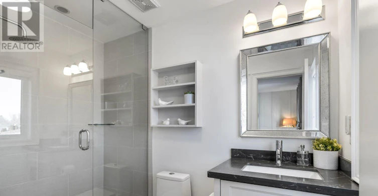 8 Willowbrook Road, Toronto, ON, M8Z 4A7 - 23