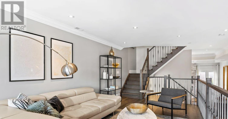 8 Willowbrook Road, Toronto, ON, M8Z 4A7 - 13