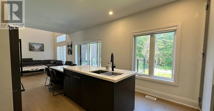 106 Seabastian Street, Blue Mountains, ON, N0H 1J0 - 11