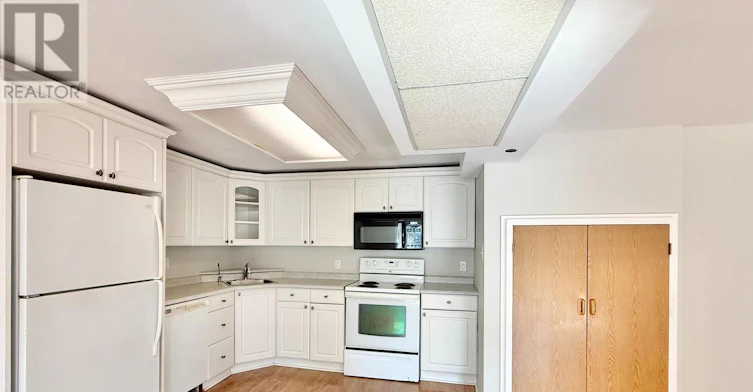 384 Leslie Street, Whitby, ON, L1N 7H2 - 5