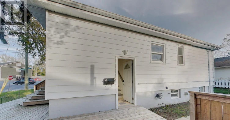 2-2 Howard Crescent, Kingston, ON, K7M 3C6 - 2