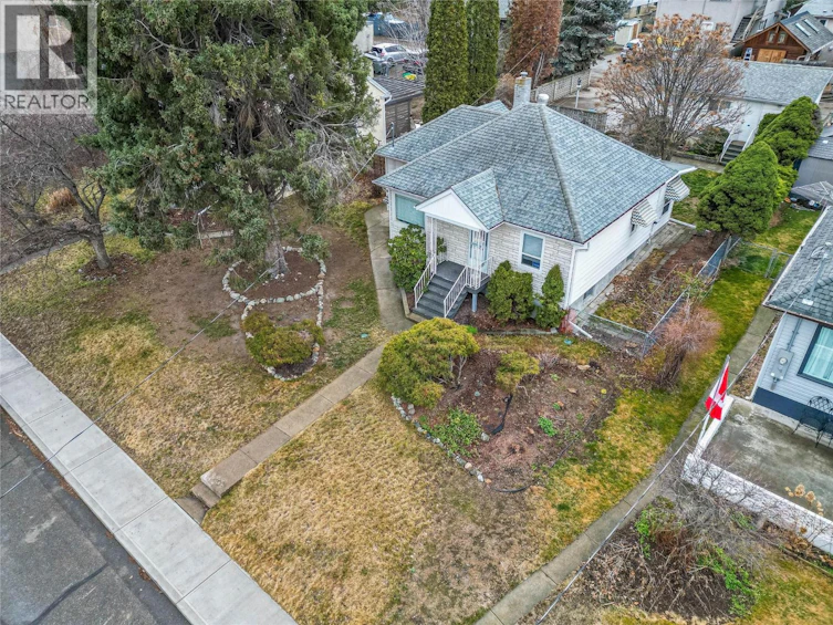 1045 Dominion Street, Kamloops, BC, V2C 2Y4 - 11