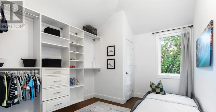 17 Old Oak Road, Toronto, ON, M9A 2V9 - 19