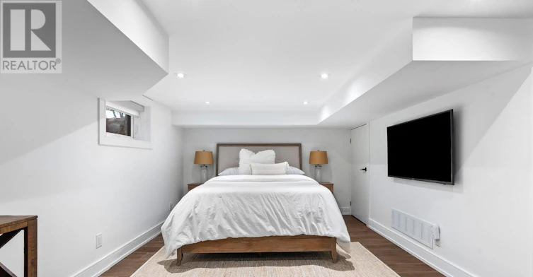 17 Old Oak Road, Toronto, ON, M9A 2V9 - 27