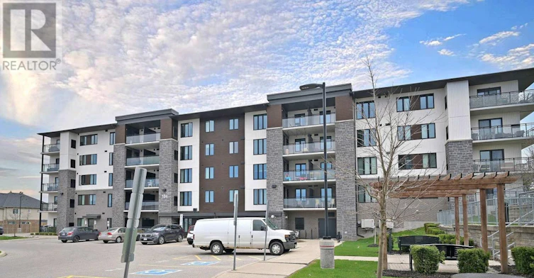 302-104 Summit Ridge Drive, Guelph, ON, N1E 0P8