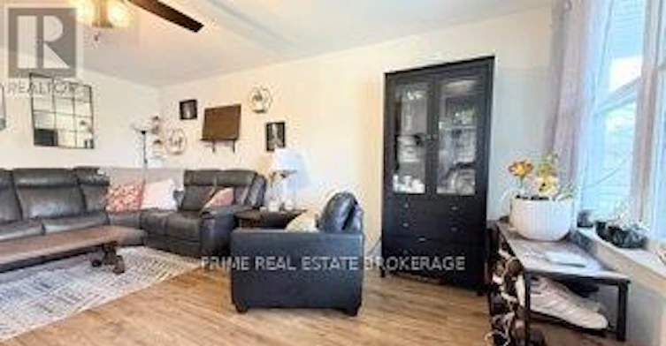 102 Patience Crescent, London, ON, N6E 2L1 - 3