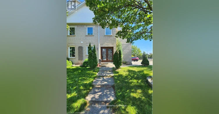 2070 White Dove Circle, Oakville, ON, L6M 3R7 - 2