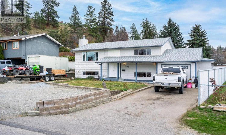 885 Camelia Road