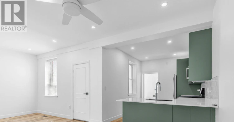 MAIN-5 Clinton Place, Toronto, ON, M6G 1J8 - 5