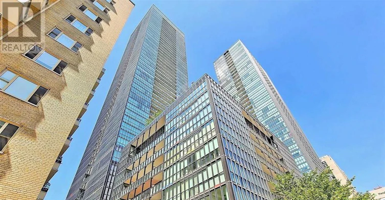 1401-101 Charles Street E, Toronto, ON, M4Y 1V2
