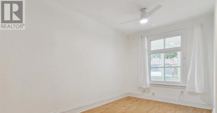 162 Jones Avenue, Toronto, ON, M4M 3A3 - 12