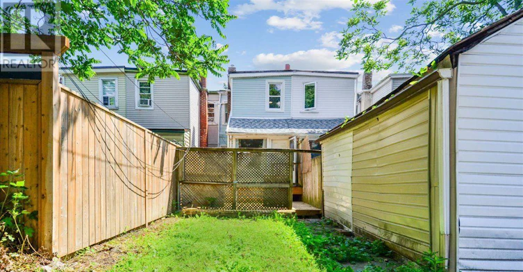 162 Jones Avenue, Toronto, ON, M4M 3A3 - 38