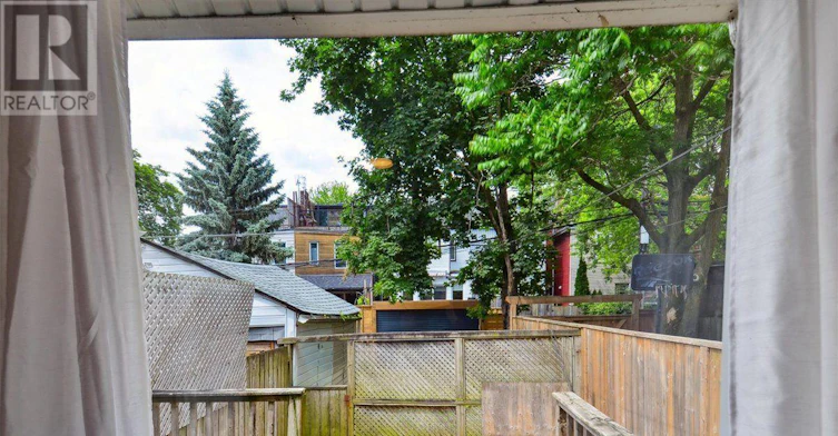 162 Jones Avenue, Toronto, ON, M4M 3A3 - 16
