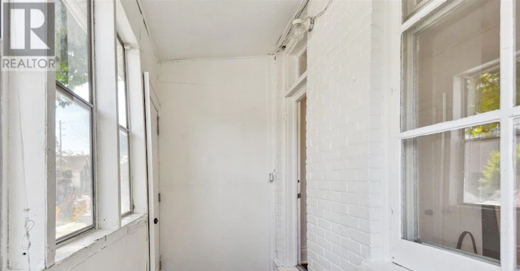 162 Jones Avenue, Toronto, ON, M4M 3A3 - 7