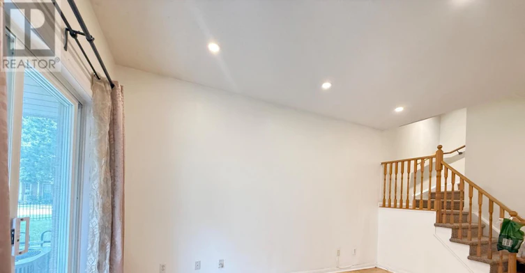 16-20 St Moritz Way, Markham, ON, L3R 4G4 - 2