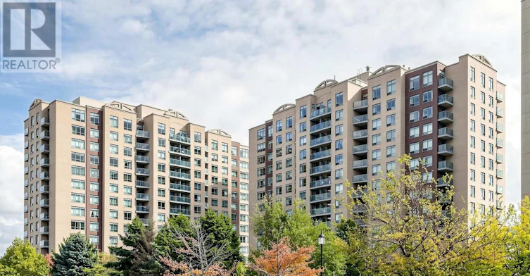 211-11 Oneida Crescent, Richmond Hill, ON, L4B 0A1