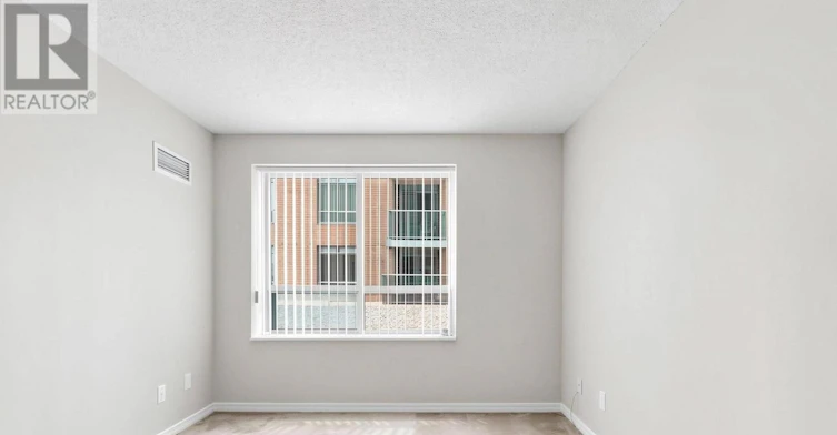 211-11 Oneida Crescent, Richmond Hill, ON, L4B 0A1 - 12