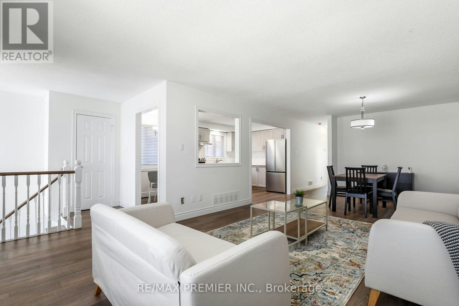 45 Roughley Street, Bradford West Gwillimbury, ON, L3Z 3B3 - 3