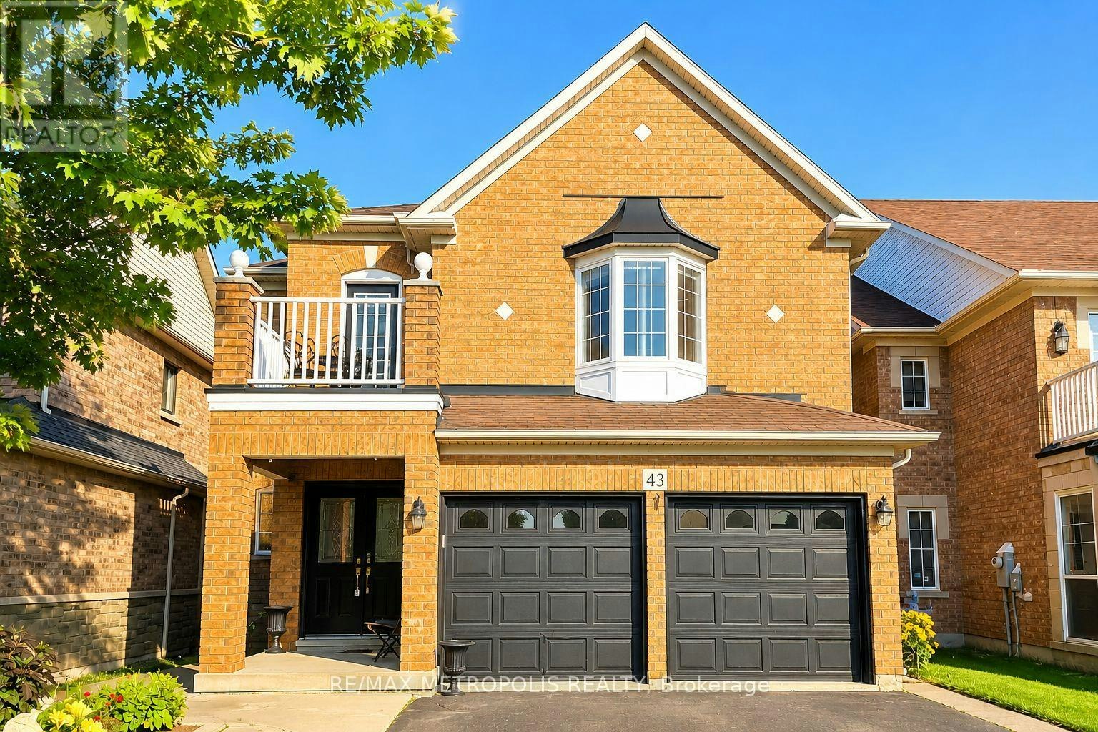 43 El Camino Way, Brampton, ON, L7A 3C4