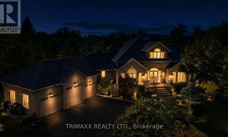 18 Walton Drive