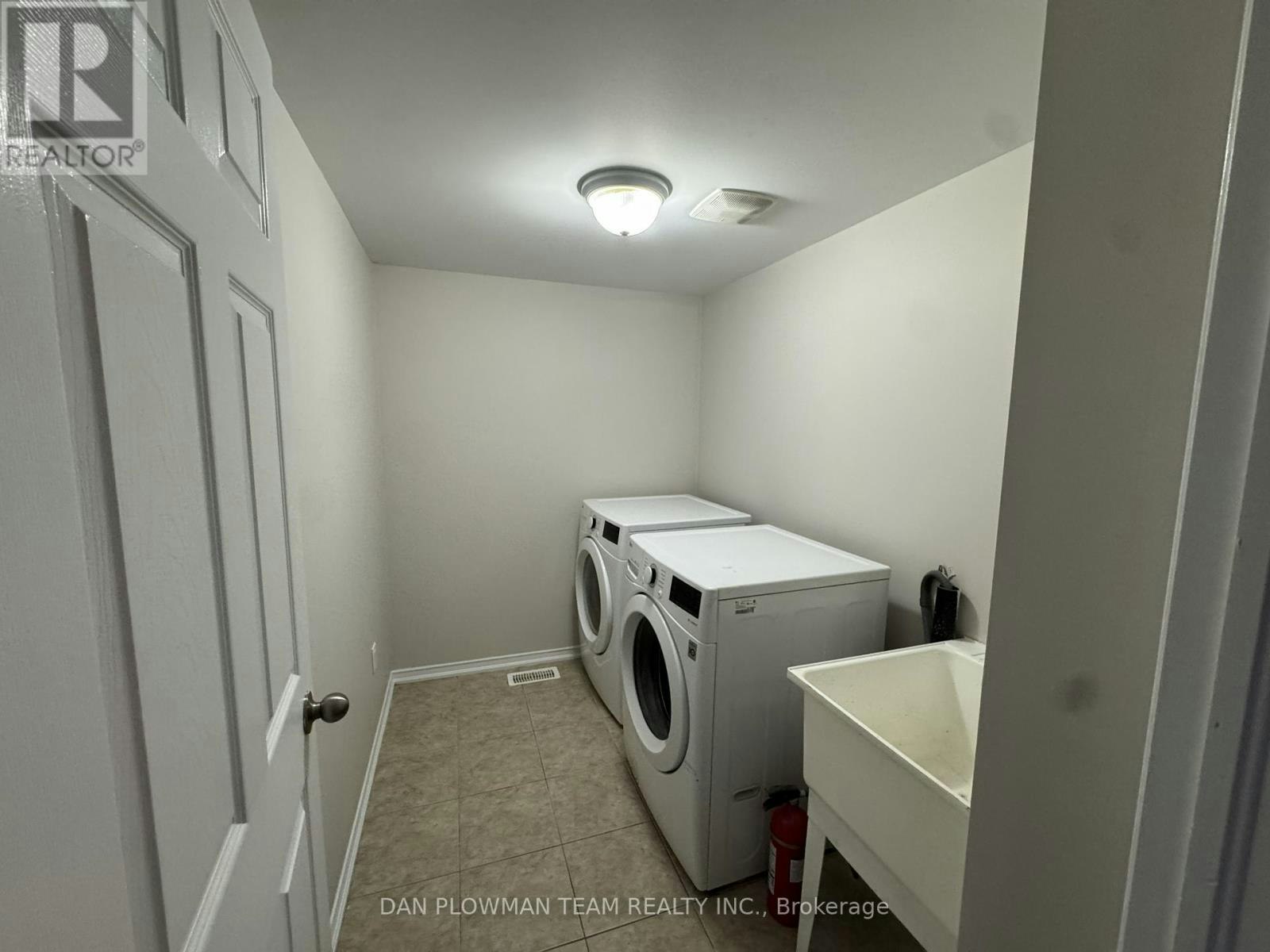 150 Dance Act Avenue, Oshawa, ON, L1L 0H4 - 18