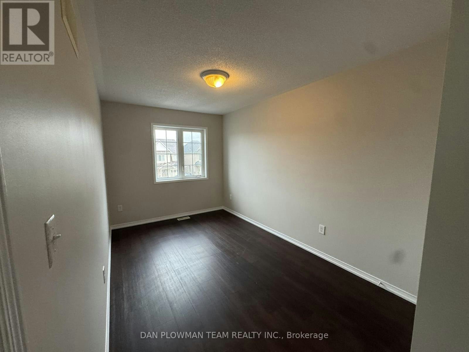 150 Dance Act Avenue, Oshawa, ON, L1L 0H4 - 11