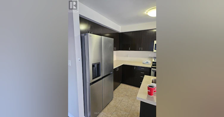 150 Dance Act Avenue, Oshawa, ON, L1L 0H4 - 6