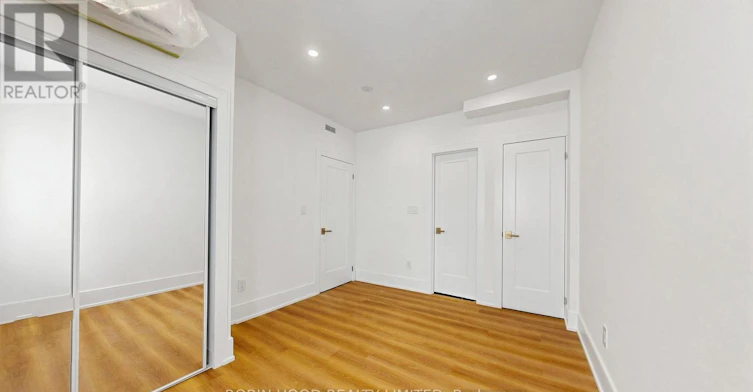 1-24 Callender Street, Toronto, ON, M6R 2H3 - 9