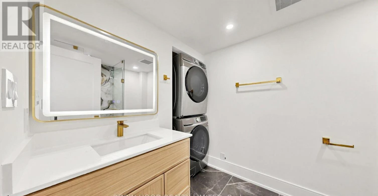 1-24 Callender Street, Toronto, ON, M6R 2H3 - 16