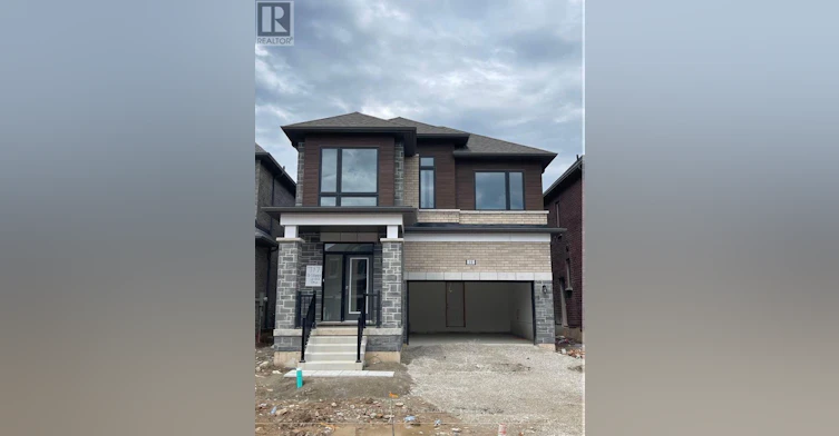 15 Stanley Leitch Drive, Erin, ON, N0B 1T0