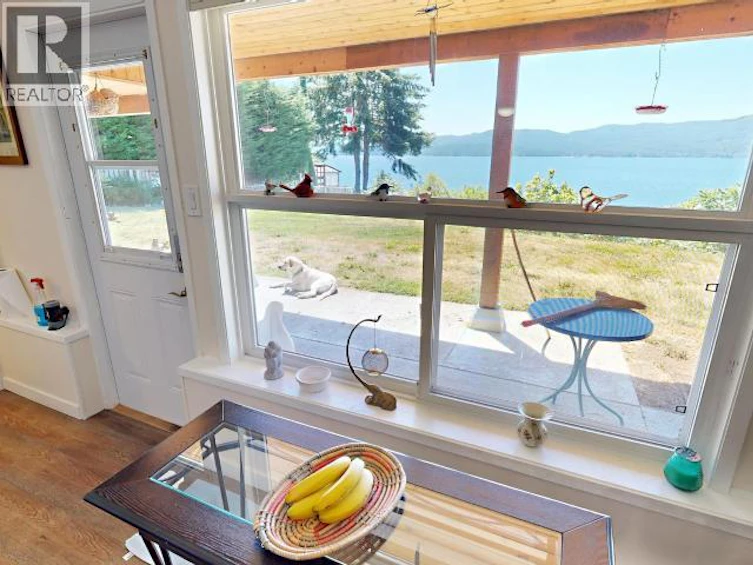 9449 Stittle Road, Powell River, BC - 27