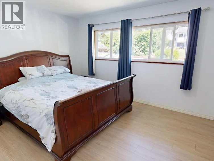 9449 Stittle Road, Powell River, BC - 18