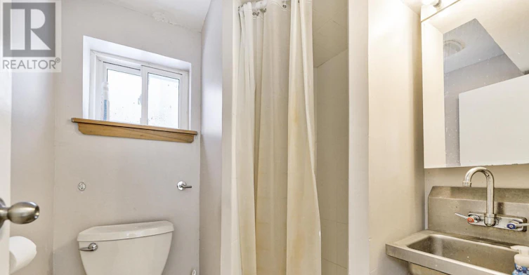 BSMT-150 Banff Road, Toronto, ON, M4P 2P7 - 9