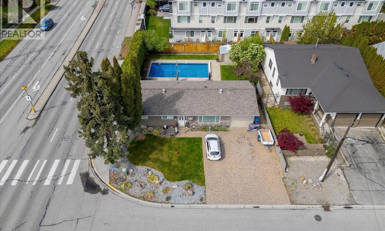 2030 Wilkinson Street
