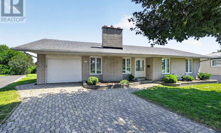 408 Bellevue Crescent