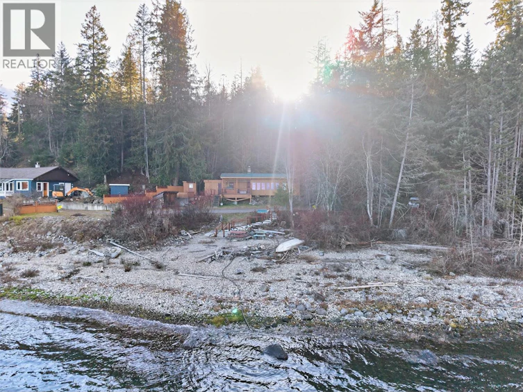 1294 Green Road, Balfour, BC, V1L 6R5 - 21