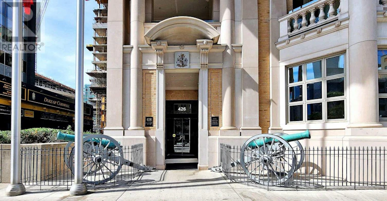 PH310-426 University Avenue, Toronto, ON, M5G 1S9 - 14