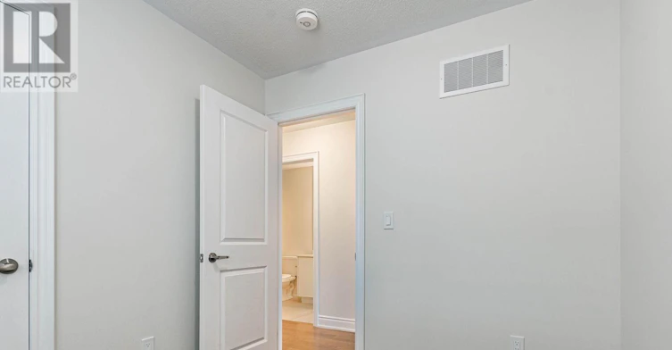 6 Quinton (Upper Level Ridge, Brampton, ON, L6Y 0E3 - 16