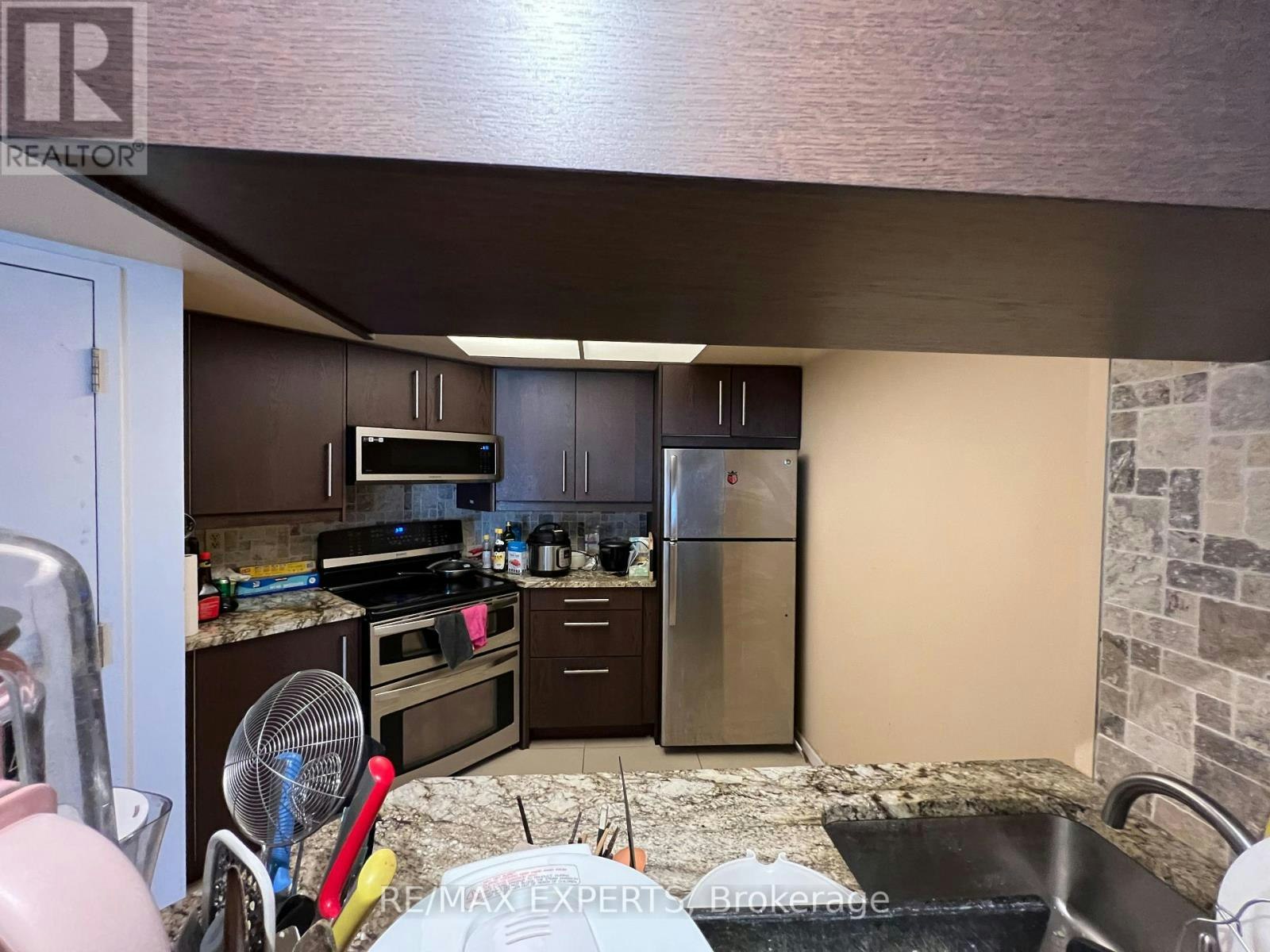 2218-1001 Bay Street, Toronto, ON, M5S 3A6 - 10