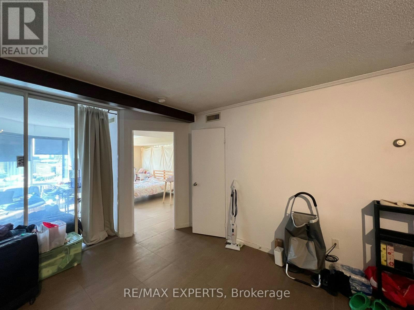 2218-1001 Bay Street, Toronto, ON, M5S 3A6 - 7