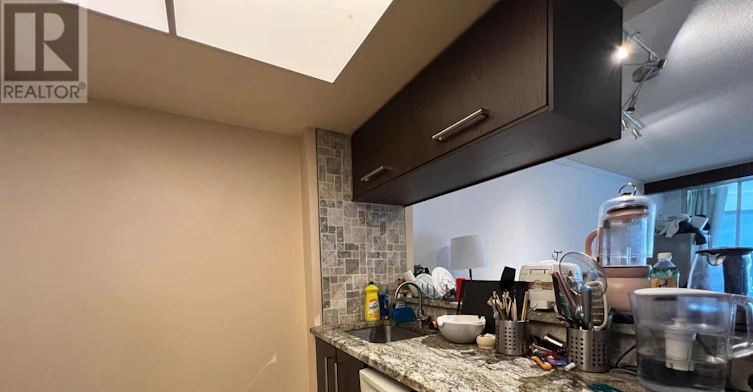 2218-1001 Bay Street, Toronto, ON, M5S 3A6 - 4