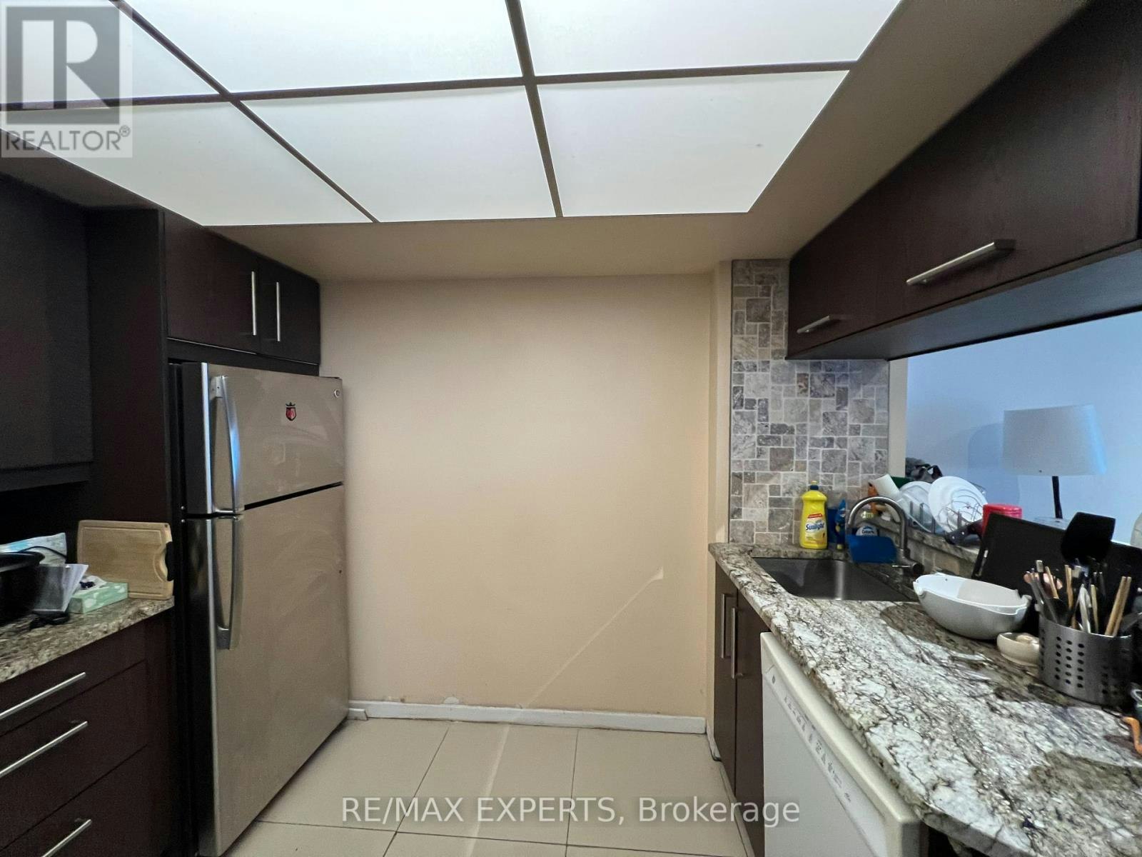 2218-1001 Bay Street, Toronto, ON, M5S 3A6 - 3