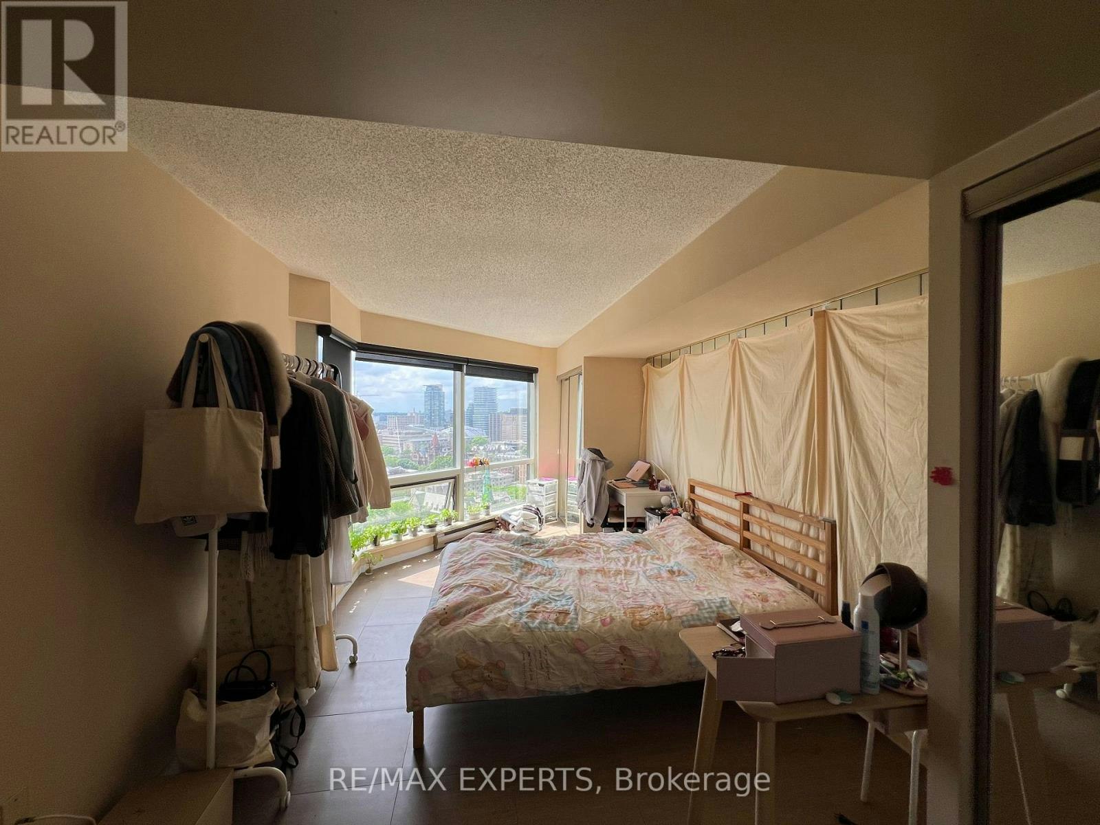 2218-1001 Bay Street, Toronto, ON, M5S 3A6 - 11