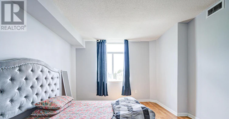 410-88 Alton Towers Circle, Toronto, ON, M1V 5C5 - 39